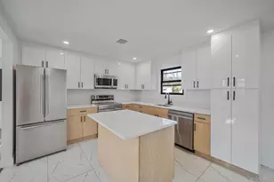 426 Lucerne Ave, Shirley, NY 11967 - Photo 12