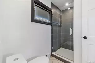 1055 Lawrence Ct, Woodmere, NY 11581 - Photo 26