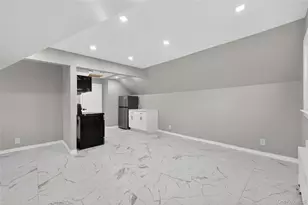 249-30 147th Rd, Rosedale, NY 11422 - Photo 26