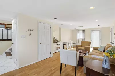 15 5th Place, Syosset, NY 11791 - Photo 12