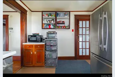 10 Oakwood Boulevard, Poughkeepsie, NY 12603 - Photo 6