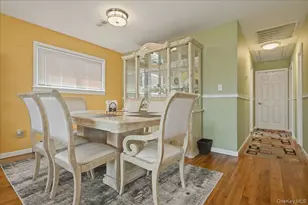 3671 Bayview St, Seaford, NY 11783 - Photo 8