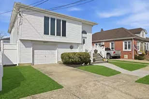 3671 Bayview St, Seaford, NY 11783 - Photo 2