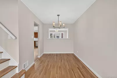 4072 Maywood Drive, Seaford, NY 11783 - Photo 6