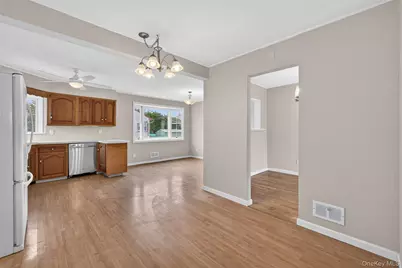 4072 Maywood Drive, Seaford, NY 11783 - Photo 14