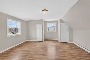 4072 Maywood Dr, Seaford, NY 11783 - Photo 16