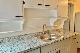 1 Dewitt St, Middletown, NY 10940 - Photo 4