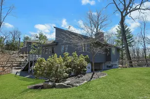 27 Deerpath Rd, Tuxedo Park, NY 10987 - Photo 2