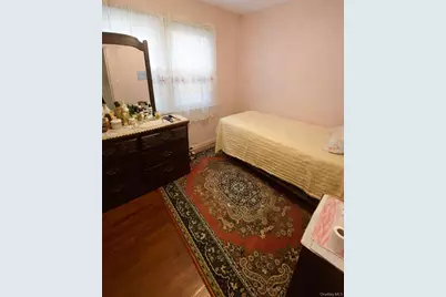 1312 Gipson Street, Far Rockaway, NY 11691 - Photo 18