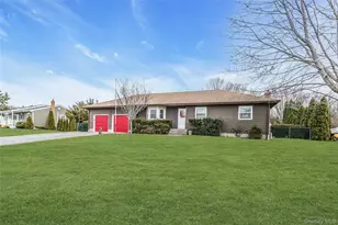 82 Donna Dr, Calverton, NY 11933 - Photo 2