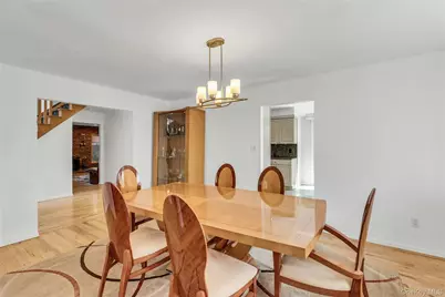 132 Washington Avenue, Plainview, NY 11803 - Photo 8