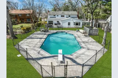 132 Washington Avenue, Plainview, NY 11803 - Photo 42