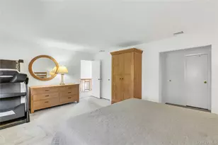 132 Washington Ave, Plainview, NY 11803 - Photo 24