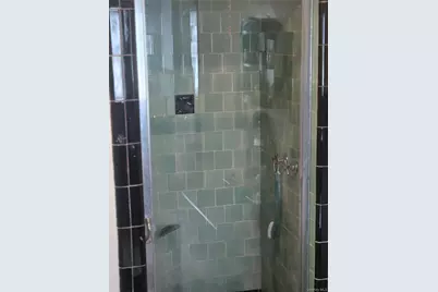 89-12 Rutledge Avenue, Glendale, NY 11385 - Photo 10