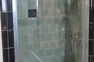 89-12 Rutledge Ave, Glendale, NY 11385 - Photo 10