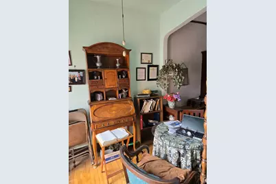 89-12 Rutledge Avenue, Glendale, NY 11385 - Photo 4