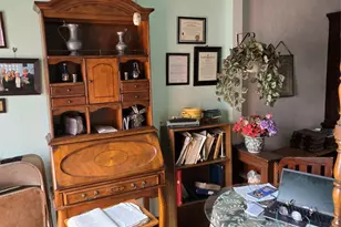 89-12 Rutledge Ave, Glendale, NY 11385 - Photo 4