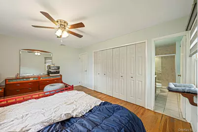 16 Manchester Lane, Stony Brook, NY 11790 - Photo 14