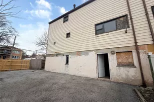 351 Quincy Ave, Bronx, NY 10465 - Photo 14