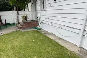 204-20 104th Ave, Saint Albans, NY 11412 - Photo 16