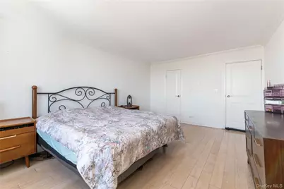 2 Bay Club Drive #17P, Bayside, NY 11360 - Photo 10