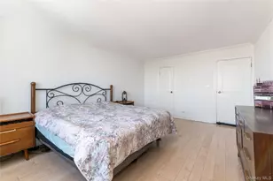 2 Bay Club Dr, Bayside, NY 11360 - Photo 10