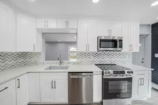 1 Yardley Ln, Nesconset, NY 11767 - Photo 6