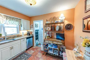 19 Harvard Rd, Shoreham, NY 11786 - Photo 10