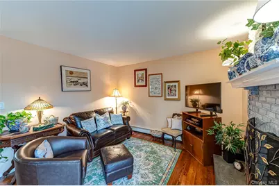 19 Harvard Road, Shoreham, NY 11786 - Photo 8