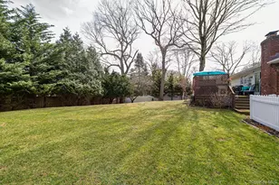 19 Harvard Rd, Shoreham, NY 11786 - Photo 32