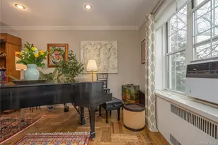 9 Midland Gardens, Bronxville, NY 10708 - Photo 6