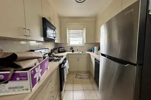 1374 Gillespie Ave, Bronx, NY 10461 - Photo 4