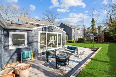 930 Smith Lane, Hewlett, NY 11598 - Photo 46