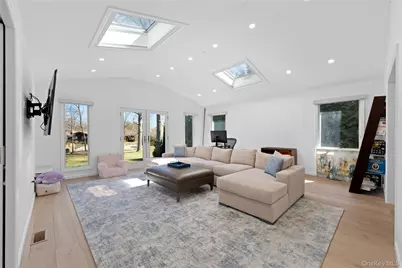 930 Smith Lane, Hewlett, NY 11598 - Photo 20