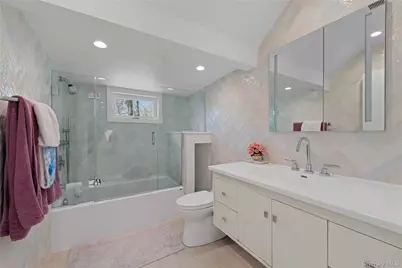 930 Smith Lane, Hewlett, NY 11598 - Photo 38