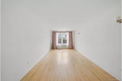 6692 Selfridge Street #4F, Forest Hills, NY 11375 - Photo 8