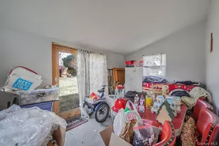 35 Betsy Dr, West Sayville, NY 11796 - Photo 20