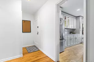 8 Lawrence Dr, White Plains, NY 10603 - Photo 4