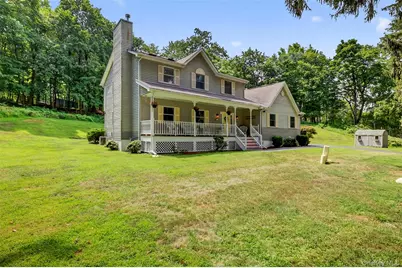 6 Summer Winds Court, Cornwall, NY 12520 - Photo 2