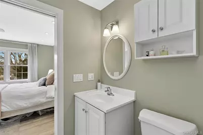 188 S Country Road, Remsenburg, NY 11960 - Photo 20