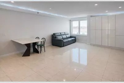 15815 Union Turnpike #401N, Fresh Meadows, NY 11366 - Photo 2