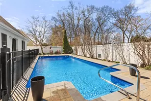 1139 Dorothy St, Holbrook, NY 11741 - Photo 20