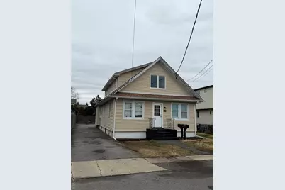 7 S Atlantic Street, Bay Shore, NY 11706 - Photo 1