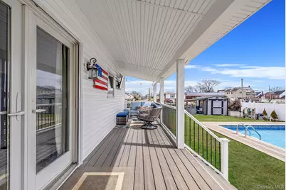 794 Pecan Street, Lindenhurst, NY 11757 - Photo 6