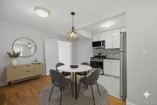 576 E 169th St, Bronx, NY 10456 - Photo 2