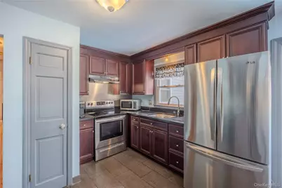 29 Tina Lane, Hopewell Junction, NY 12533 - Photo 6