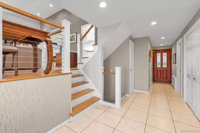 904 Park Lane, Valley Stream, NY 11581 - Photo 10