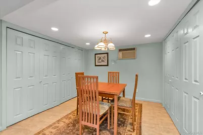 904 Park Lane, Valley Stream, NY 11581 - Photo 18