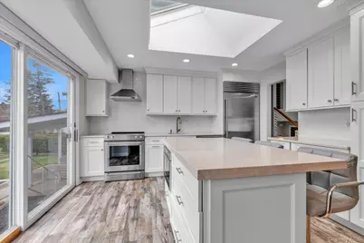 904 Park Lane, Valley Stream, NY 11581 - Photo 2