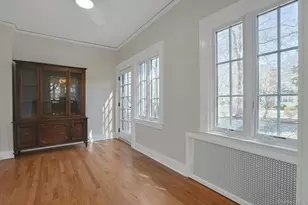 10 Robins Rd, New Rochelle, NY 10801 - Photo 16